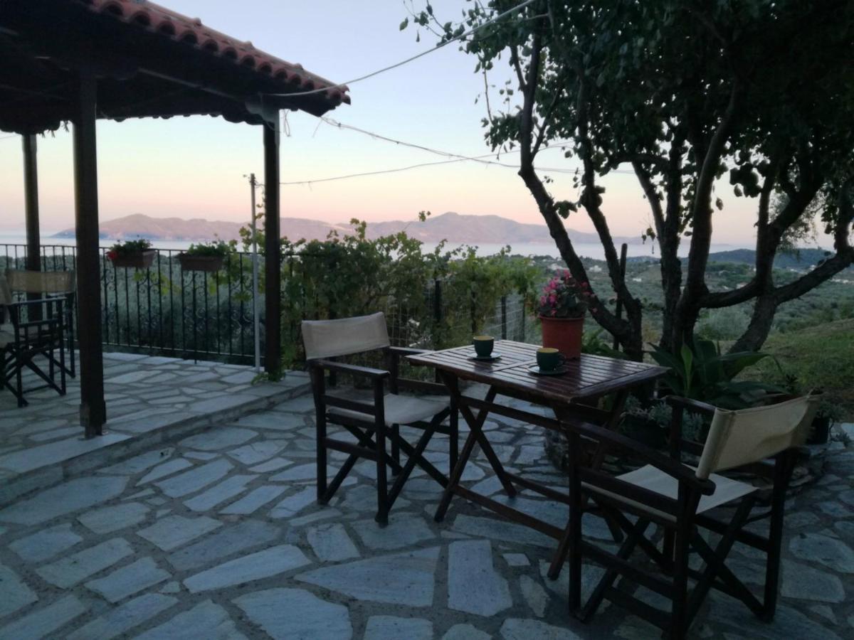 Villa Amfithea Moni Evaggelistrias Exterior foto